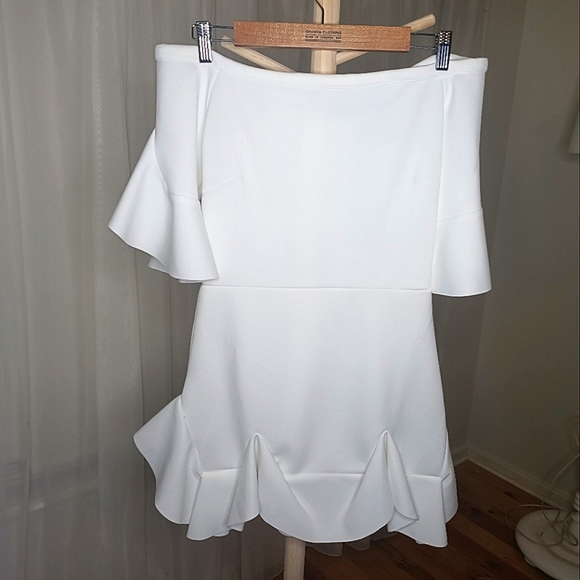 MAURIE & EVE Jagger Dress *white off shoulder mini size 10 NEW WITH TAGS* - Picture 6 of 6